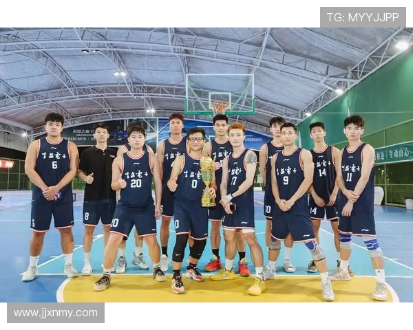 探讨篮球技术演变与现代比赛趋势及未来发展方向全面解析深度研判