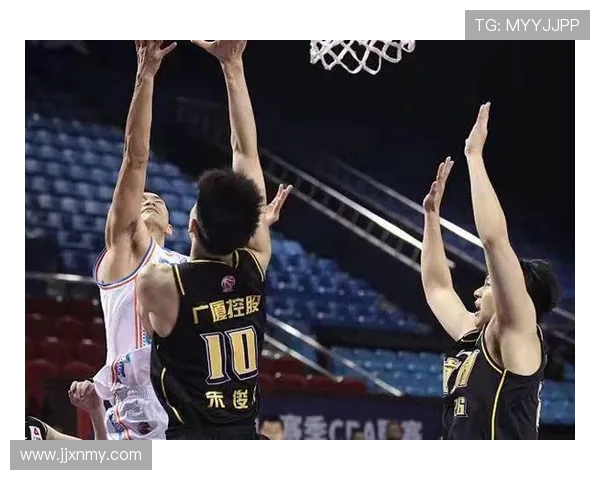 杭州排球队以92分领跑世界锦标赛积分榜展现强大实力