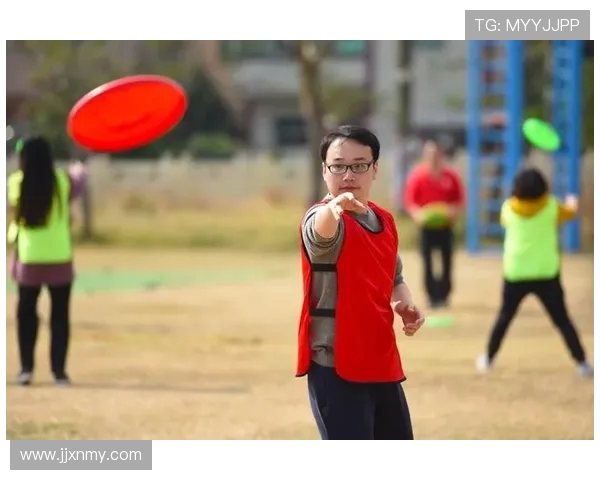 杭州飞盘队在极限运动会中的速度表现分析与点评