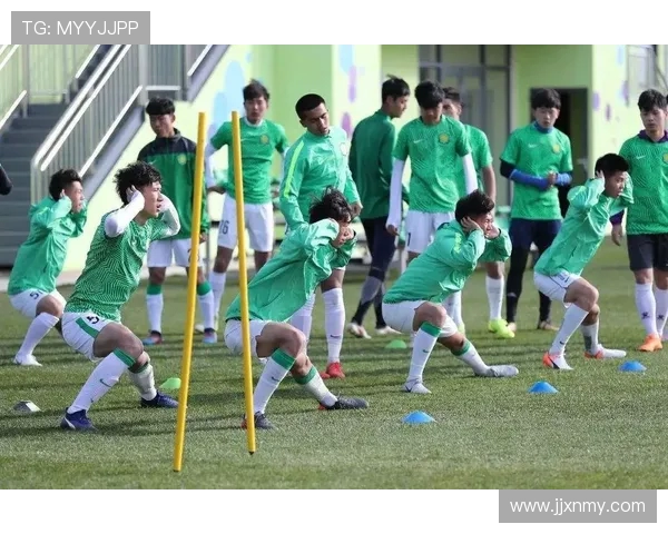 滑板战术解析:北京滑板队如何运用边路渗透提升比赛优势